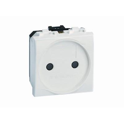 DKC  BRAVA  Розетка  Белый  б/з со шторками2модуля  76483B